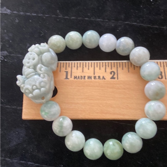 Real Jade pi xiu good luck bracelet - Picture 3 of 7